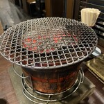 炭火焼肉ホルモン うらら - 炭火もいいよね