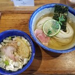 ヨコクラストアハウス - 