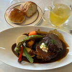 イルファーロ - これがすごいボリュームのビーフシチュー