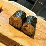 鮨・肴 愛宕 - トロたく巻き