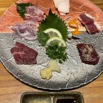 菜な - 馬刺し盛り合わせ2人盛り