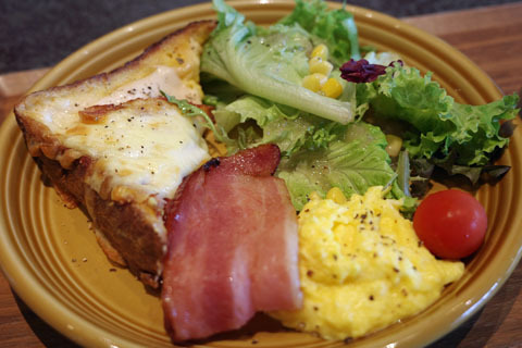 まぁこ　珈琲通 マカナ コーヒー ロースターズ 土佐堀店 （Makana Coffee
