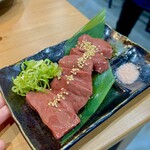 焼肉なるちゃん - 