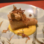 食堂こなん - 海老芋揚げの南瓜ソース添え