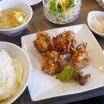 来々軒 - からあげ定食(800円)