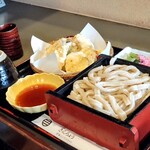 鐘つきうどん きんちょう  - 