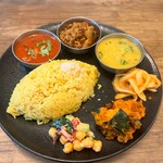 カレーとビリヤニとお酒 たびる - 