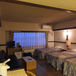 ホテル琵琶湖プラザ - 泊まったお部屋☆彡
全室トリプルルームだそうで広い♪