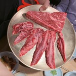 王妃家 - 上側★7ロース　下側★8カルビ