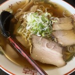 すがい食堂 - しょうゆラーメン単品は、800円