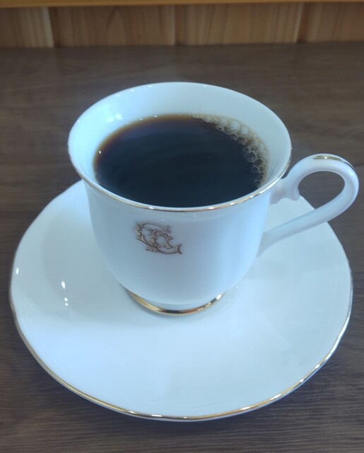 cafe cerise（カフェ スリーズ）｜村山市の隠れ家カフェでゆっくりくつろげる