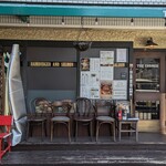 ザ・コーナー ハンバーガー＆サルーン - 