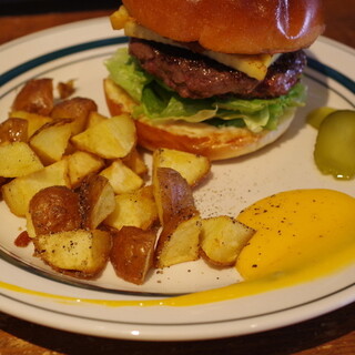 ザ・コーナー ハンバーガー&サルーン_1