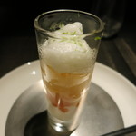 エクアトゥール - ヨーグルトムース　グレープフルーツのコンフィ・ソルベ　ライムの泡