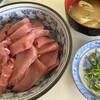 水口寿志亭 市場の食堂 