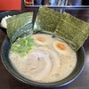 久留米ラーメン ふくの家 - 海苔を並べる
