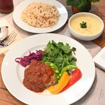 Vegan Eat Tokyo - 蓮根ハンバーグ