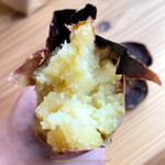 焼き栗のいそやま - 焼きいも 皮がパリっとうまし♪