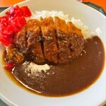 石鎚山サービスエリア（上り線）フードコート - カツカレー850円税込