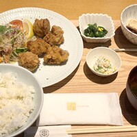 鶏料理 清水 - 鶏もも肉のスパイス唐揚げ定食1,500円税込