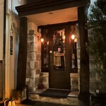 Radio - R6.11  店舗前