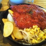 キッチン サクラ - ソースで隠れてますが、分厚くて大きいハンバーグでした♪