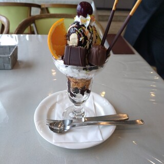 レストラン ウィスタリア_1