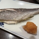 金町製麺 - イサキの塩焼き