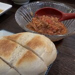 金町製麺 - 自家製ボロネーゼ パン付き