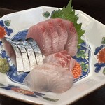 金町製麺 - 刺身三種盛り(〆鯖･ブリ･真鯛)