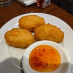 王府井 酒家 - カニ詰め揚げ物