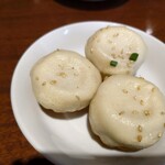 王府井 酒家 - 焼小籠包