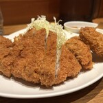 ももやま - ロース&カキフライ❗️