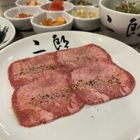 焼肉&手打ち冷麺 二郎 KANAYAMA - 