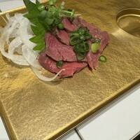 創作料理と宝石鍋しゃぶしゃぶ 宝泉 - 馬刺し美味しい！！
