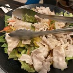 個室居酒屋 時しらず - 豚冷しゃぶサラダ