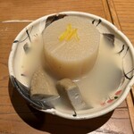 鶏だしおでん さもん - 大根＆じゃこ天