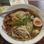 かおたんラーメンえんとつ屋 南青山店 - 