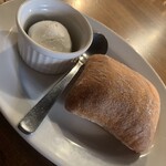 カルネジーオ ウエスト - 