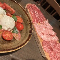 オービカ モッツァレラバー 梅田店 - 