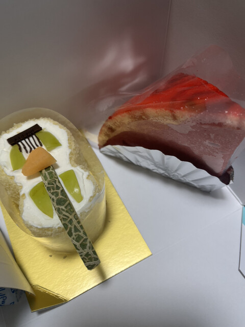 Kashi Kobo Sucrerie - Tsukamoto/Cake | Tabelog