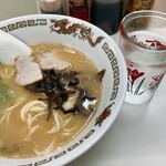 一平 本店 - ラーメン（スープ魅力）←メニューの表記どおり＝550円