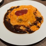 洋食 泉 - オムライス