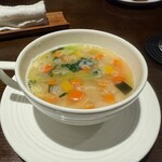 香炉 - A、B（スープ）