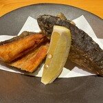 渓流荘しおり絵 - 岩魚の唐揚げ