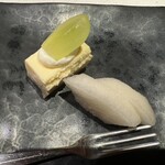 渓流荘しおり絵 - シャインマスカットとレアチーズケーキ、梨