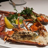 ベンジャミンステーキハウス 東京ガーデンテラス紀尾井町 - さっきの生きてたロブスター様をグリルで