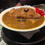 ココハウス - カツカレー大盛り1300円