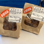 HOT DELICA じんぼ - 料理写真:鶏の唐揚げ…税込324円