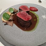 レストラン オオツ - 珠玉の逸品。鹿のステーキ。